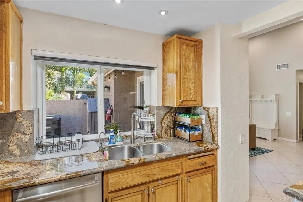 San Diego, California 92128, United States, 2 Bedrooms Bedrooms, ,2 BathroomsBathrooms,Residential,Active,234522