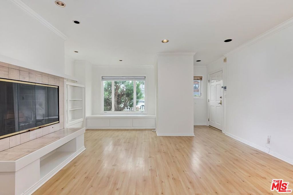 Properties 4 3634 Meier Street