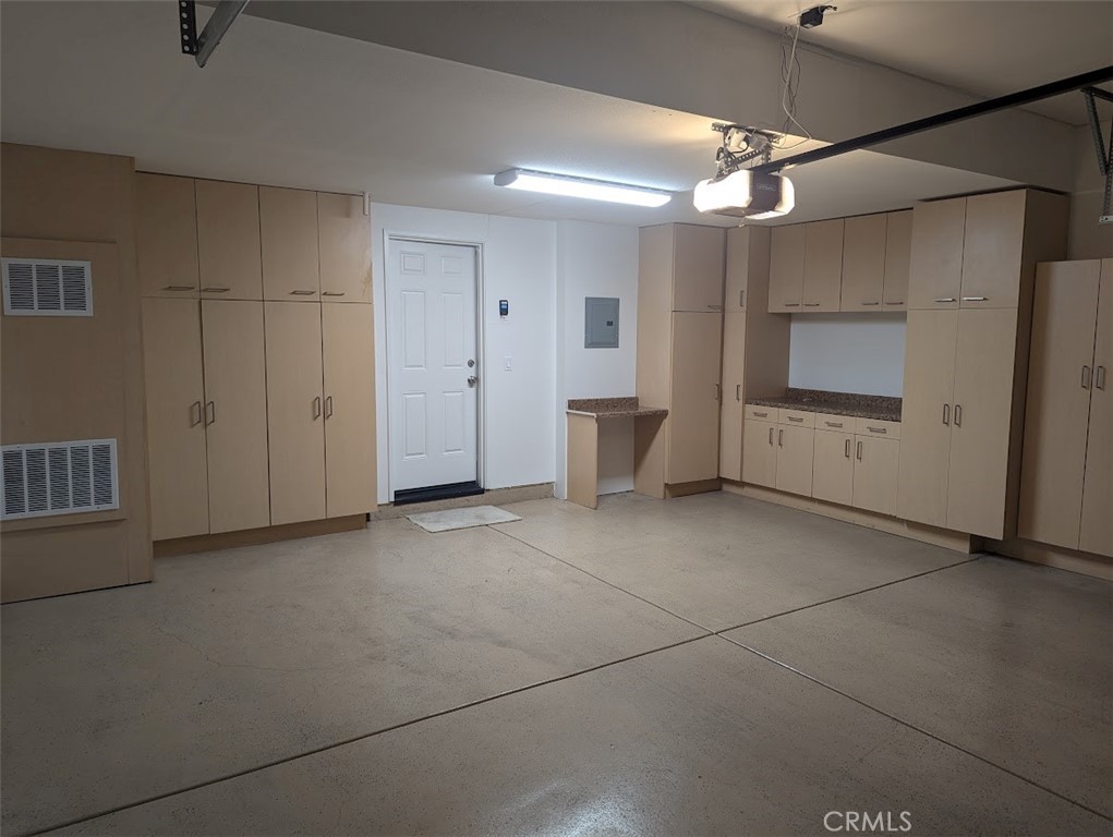 Paloma (at West Creek) (PALOM) - Residential Lease