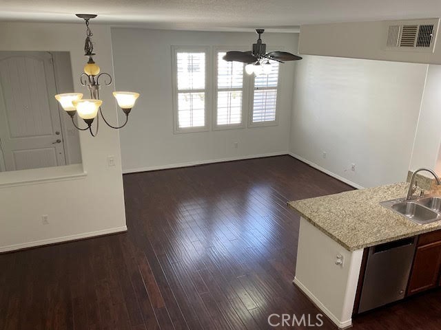 Paloma (at West Creek) (PALOM) - Residential Lease