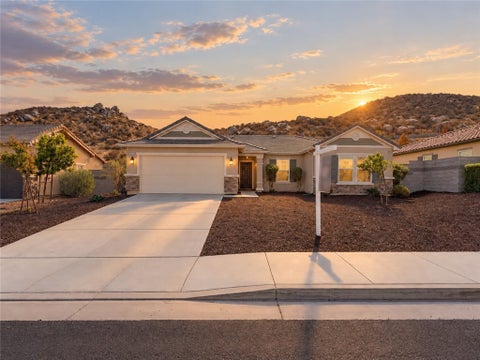 Photo of 27837 Calle Talavera, Menifee, CA 92585 (MLS # CV26211183)