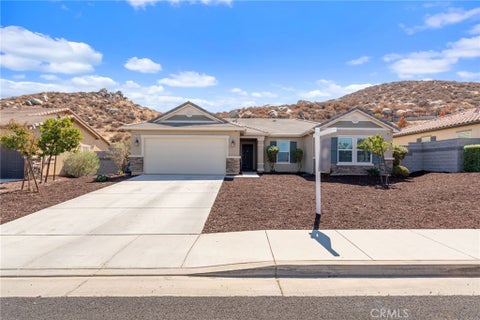 Photo of 27837 Calle Talavera, Menifee, CA 92585 (MLS # CV26211183)