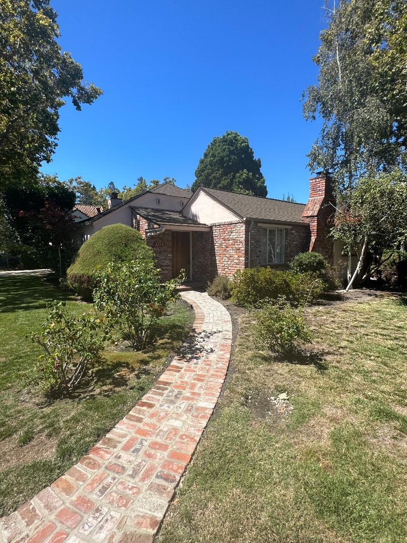 Welcome to your dream abode nestled in the highly sought-after neighborhood of Old Palo Alto. This charming 2 bedroom, 1 bath home boasts a separate family and living room, along with a detached bonus artist studio. An ideal opportunity representing both comfort and convenience. Top-rated Palo Alto Schools (buyer to verify availability).