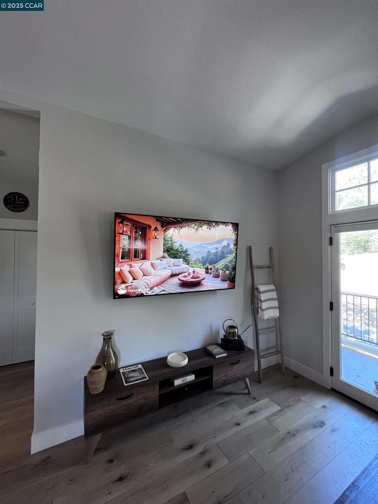 TICEVALLEY - Residential Lease