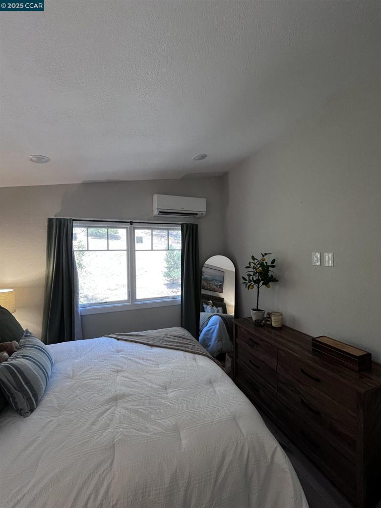 TICEVALLEY - Residential Lease