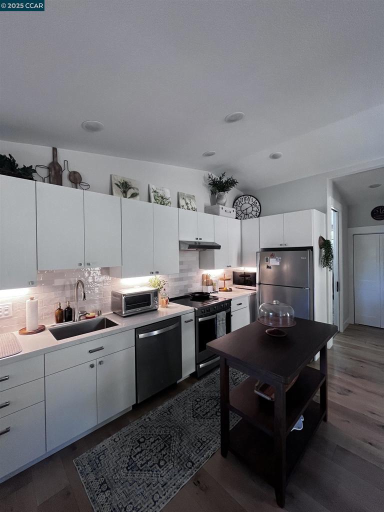 TICEVALLEY - Residential Lease