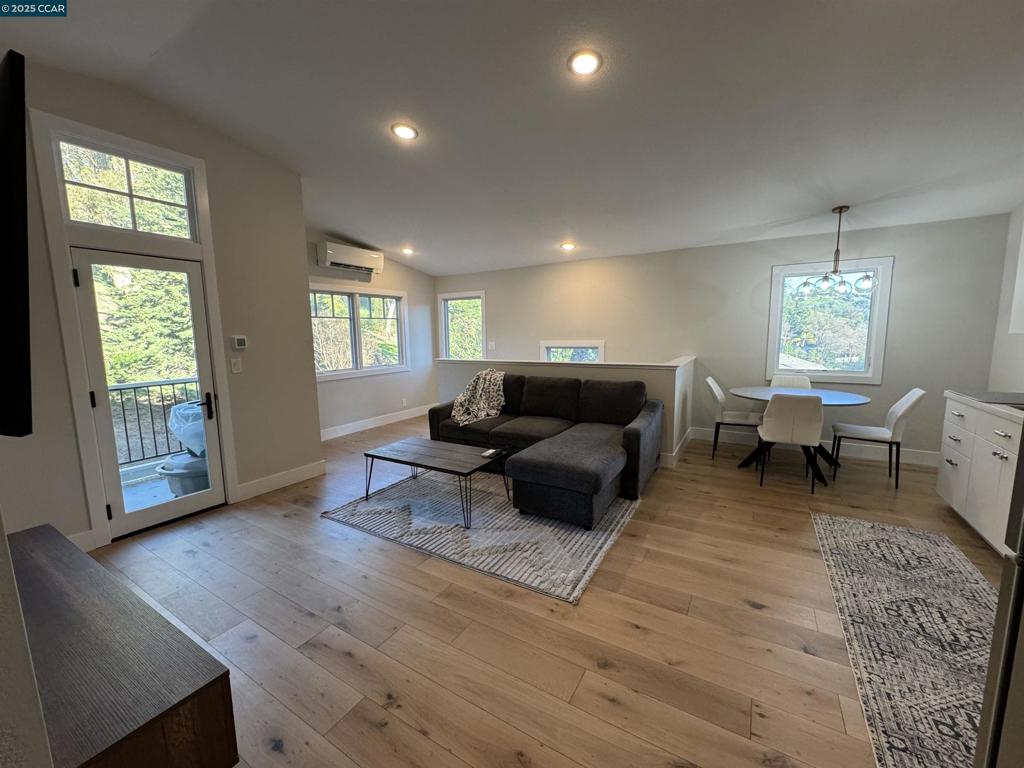 TICEVALLEY - Residential Lease