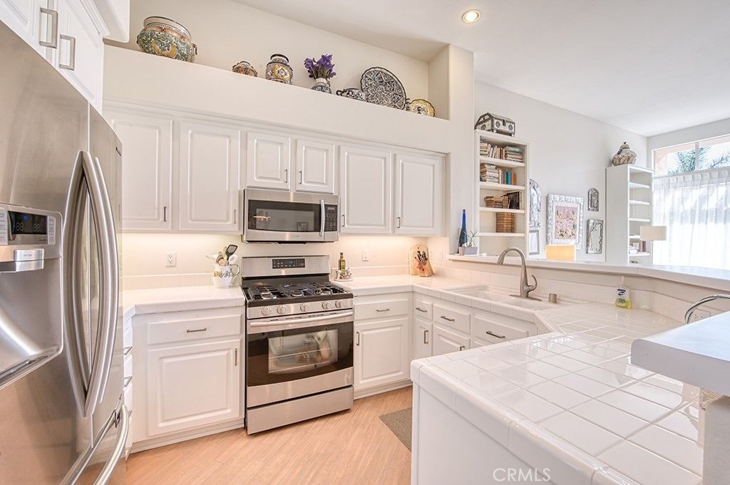 Photo of 1204 Solvay Aisle, Irvine, CA 92606 (MLS # OC26027594)