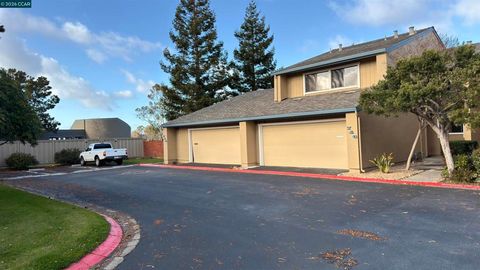 Photo of 748 Aries Ln Ln, Foster City, CA 94404 (MLS # 41132437)