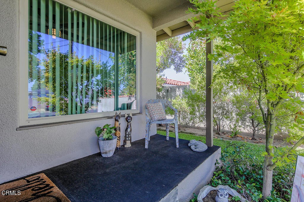 2326 W Clydewood Avenue