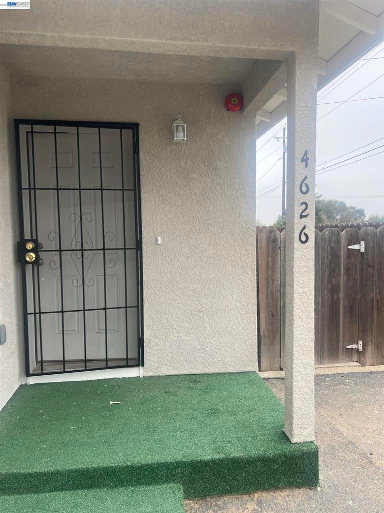 4628 Patterson Rd.