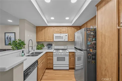 MLS: OC26077271