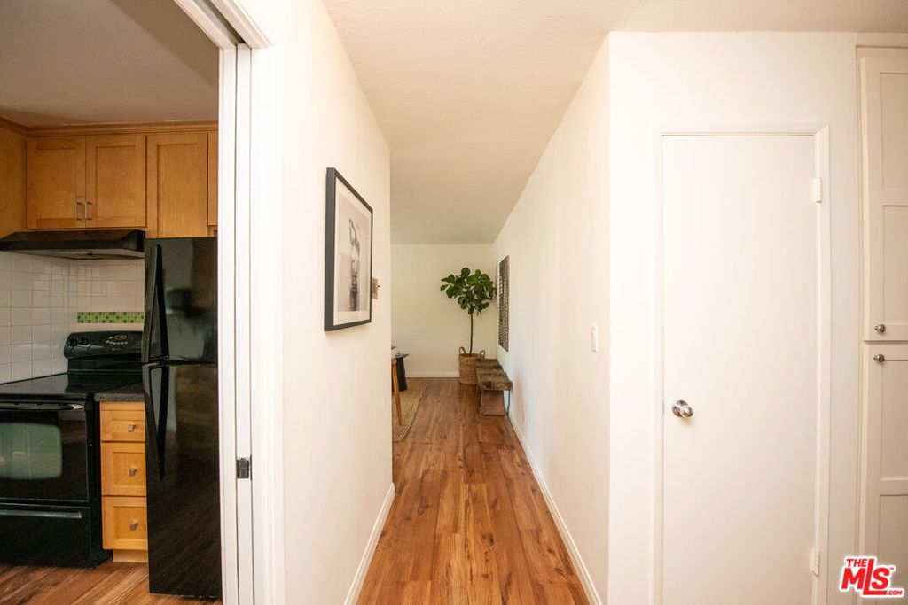 Photo of 608 Idaho Avenue #6, Santa Monica, CA 90403 (MLS # 26723261)