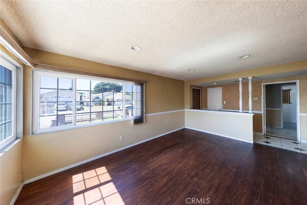 Carson, California 90745, United States, 3 Bedrooms Bedrooms, ,2 BathroomsBathrooms,Residential,Pending,222685