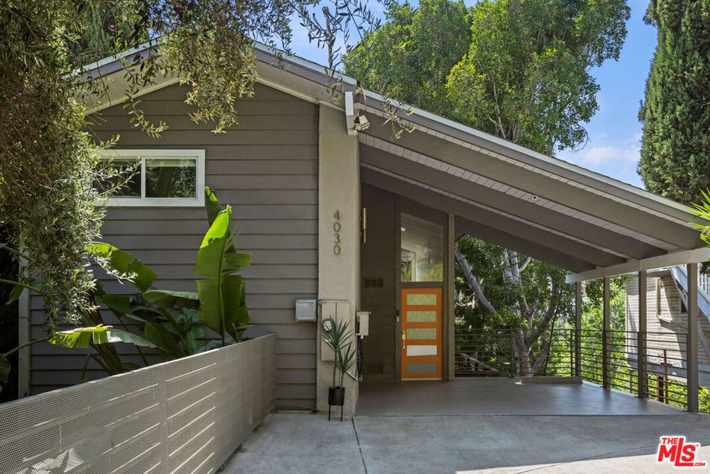 listing image 130726817645799918919