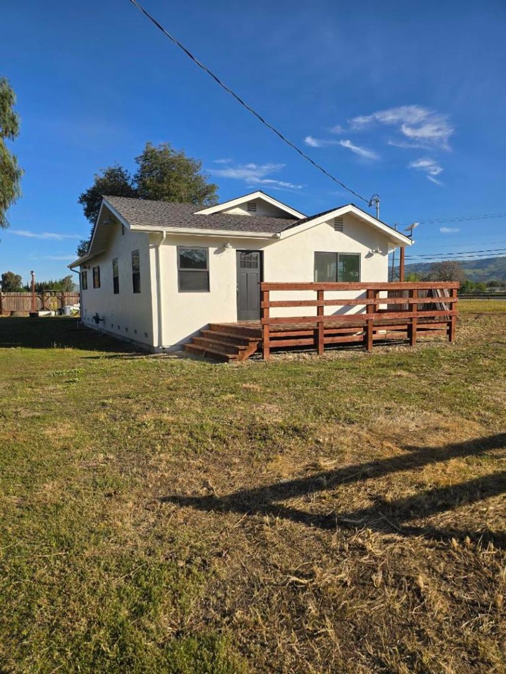 Photo of 45 Roosevelt Avenue, San Martin, CA 95046 (MLS # ML82038845)