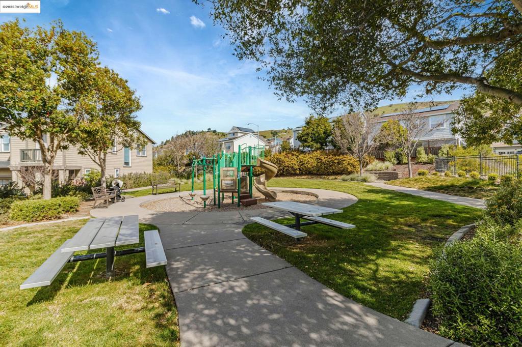 SEACLIFF - Residential