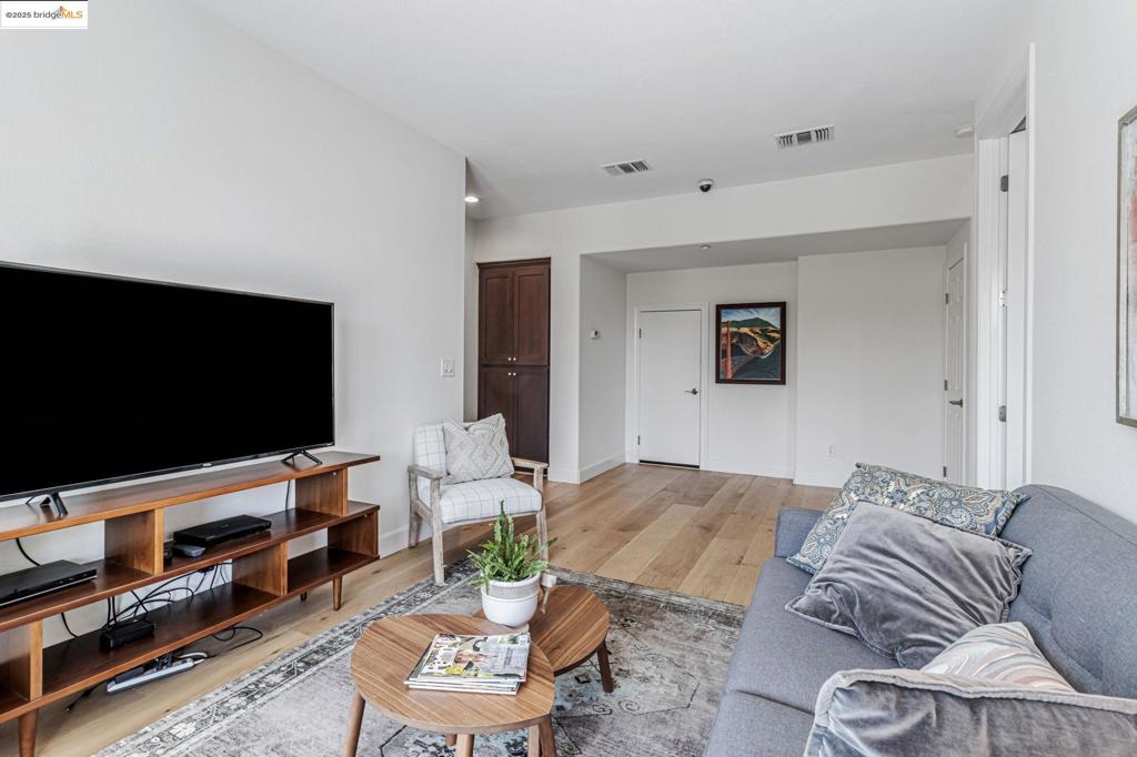 SEACLIFF - Residential