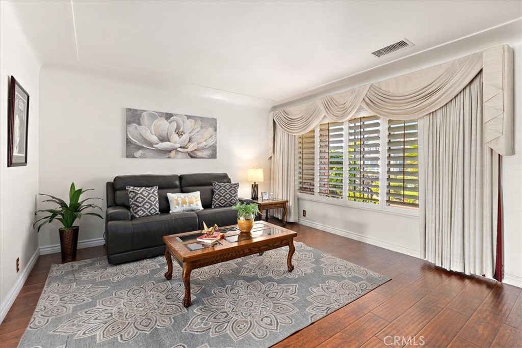 420 W Tichenor Street