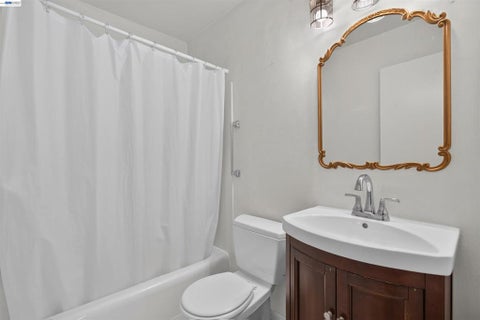 Tiny photo for 164 Lorraine Ave AVE, Pittsburg, CA 94565 (MLS # 41142208)