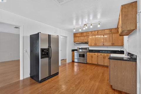 Tiny photo for 164 Lorraine Ave AVE, Pittsburg, CA 94565 (MLS # 41142208)