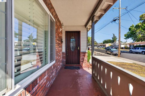 Tiny photo for 164 Lorraine Ave AVE, Pittsburg, CA 94565 (MLS # 41142208)