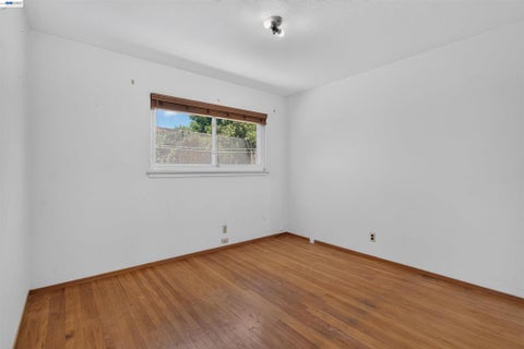 Tiny photo for 164 Lorraine Ave AVE, Pittsburg, CA 94565 (MLS # 41142208)