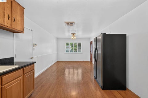Tiny photo for 164 Lorraine Ave AVE, Pittsburg, CA 94565 (MLS # 41142208)