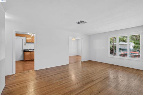 Tiny photo for 164 Lorraine Ave AVE, Pittsburg, CA 94565 (MLS # 41142208)