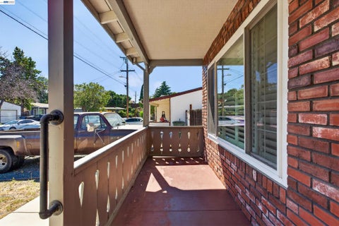 Tiny photo for 164 Lorraine Ave AVE, Pittsburg, CA 94565 (MLS # 41142208)