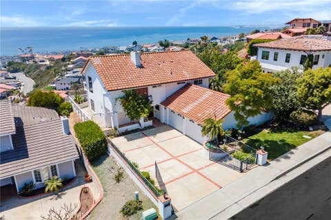 Photo of 900 Avenida Salvador, San Clemente, CA 92672 (MLS # OC26098081)