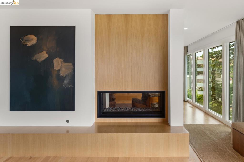 71 Sonia St