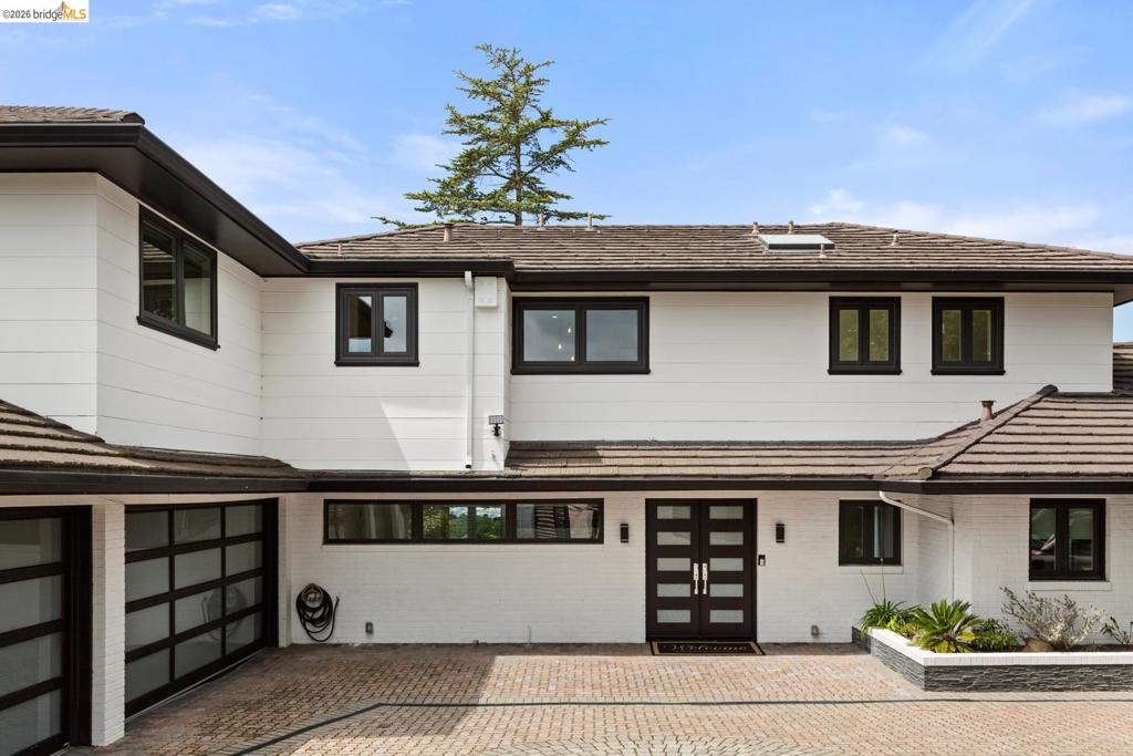 71 Sonia St