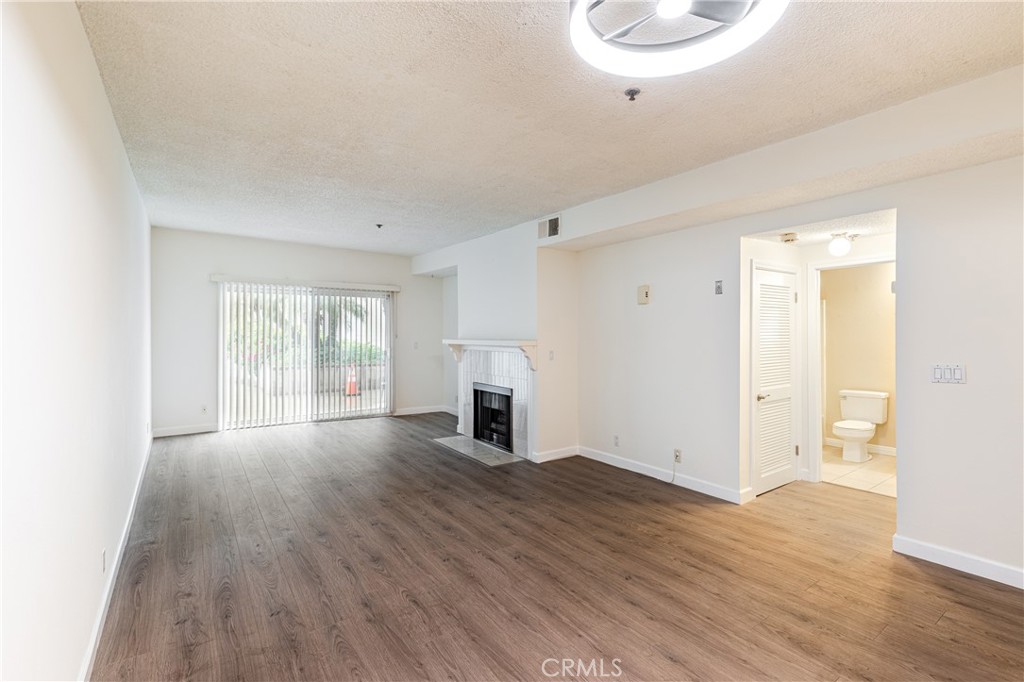2905 montrose avenue 318