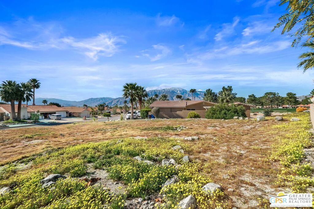 listing image 130722634499901832567