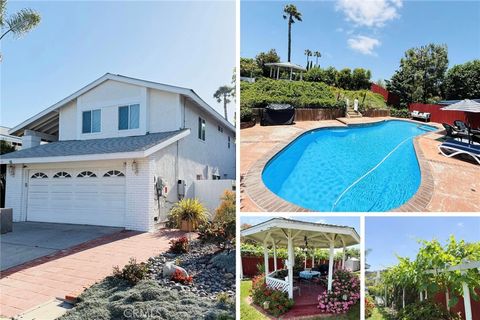 8730 Twin Trails Drive San Diego CA 92129
