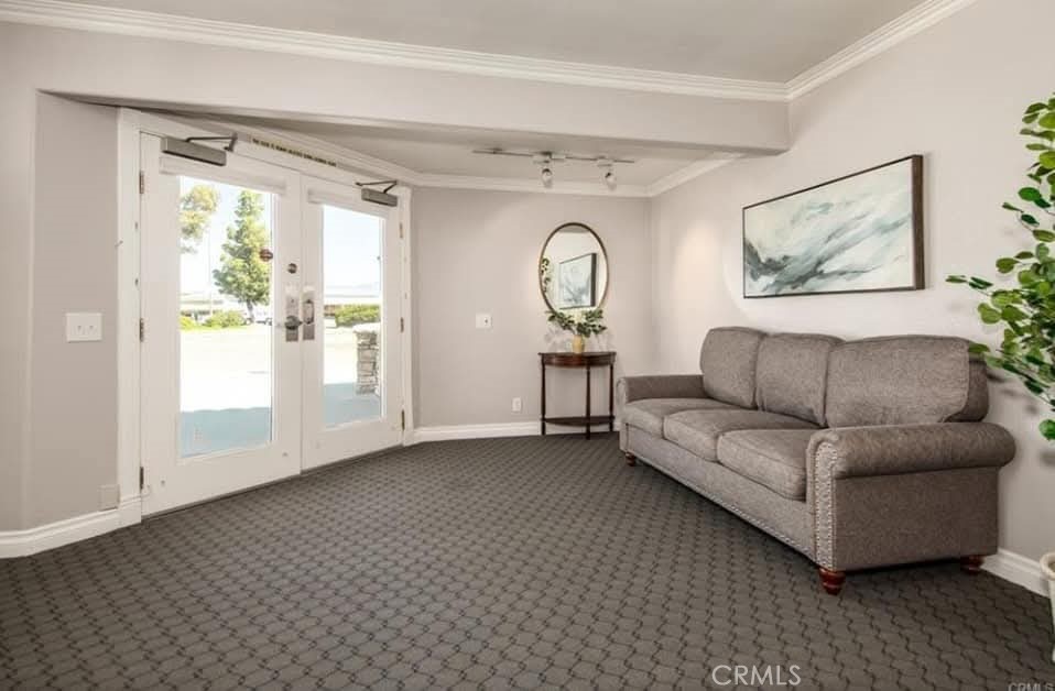 601 County Line Road