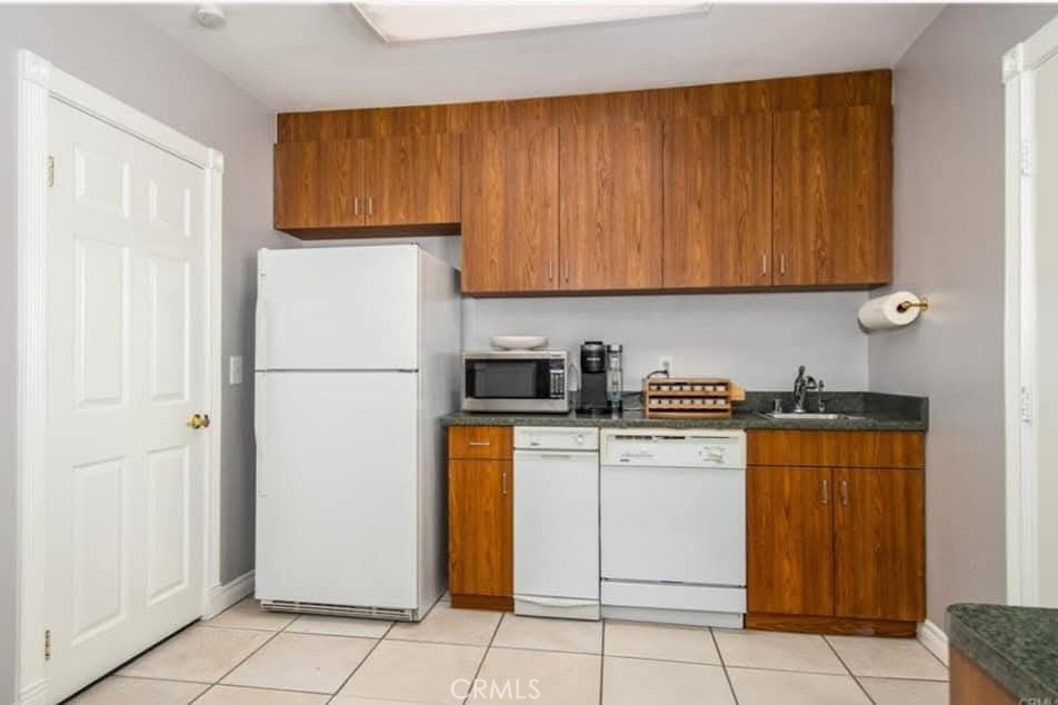 601 County Line Road