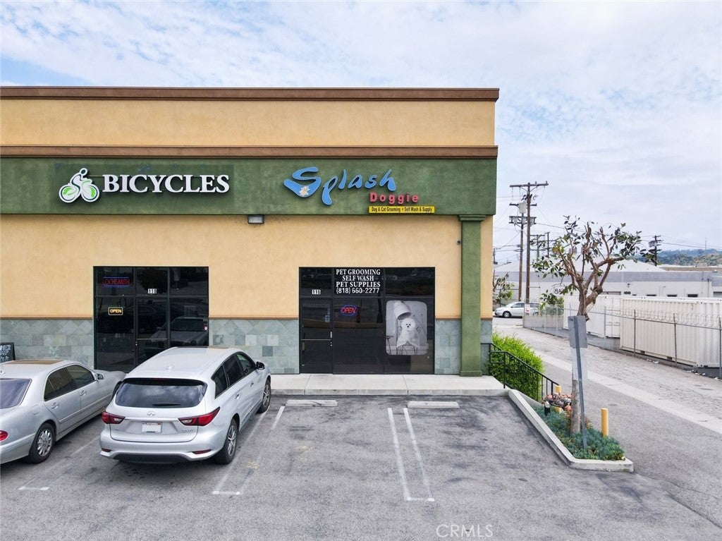 116 E Alameda Avenue