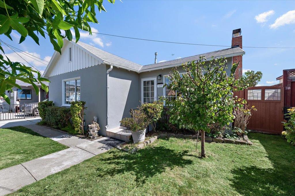 115 Cherry Avenue