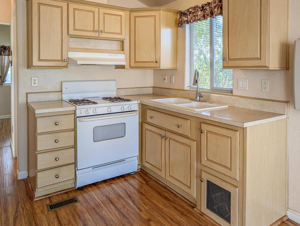 Not Applicable-1 - Manufactured In Park