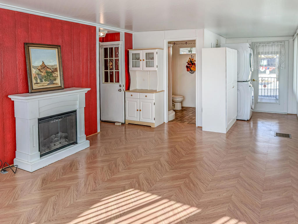 Not Applicable-1 - Manufactured In Park