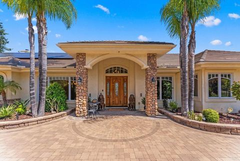 Photo of 28820 Willow Park Road, Escondido, CA 92026 (MLS # PTP2603433)