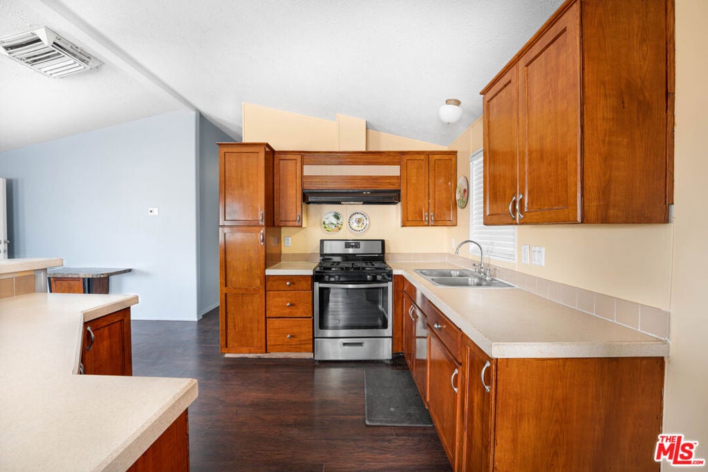 3255 E Avenue R 91