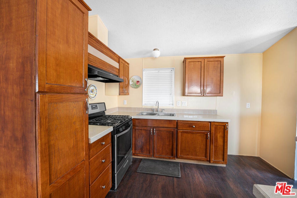 3255 E Avenue R 91