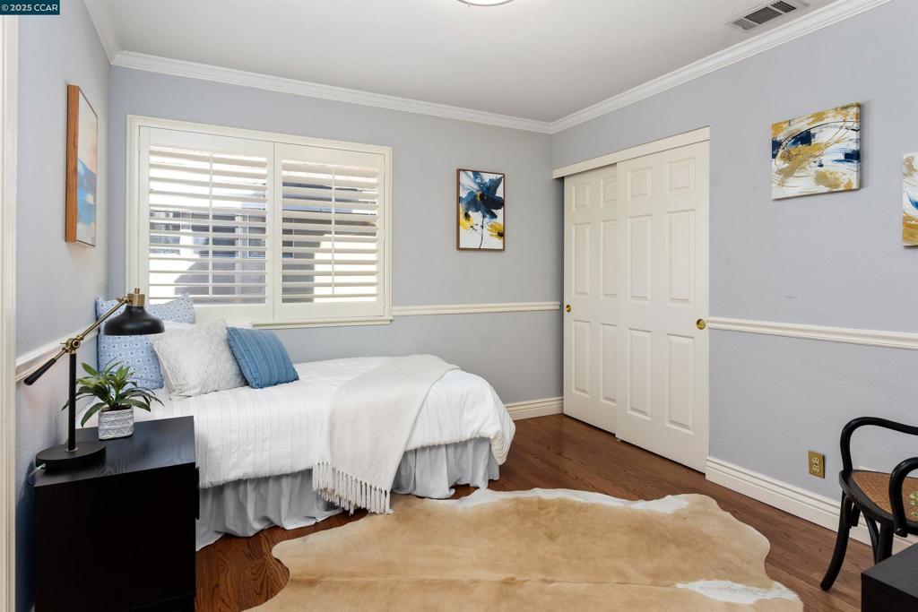 CANYON LAKES - Residential