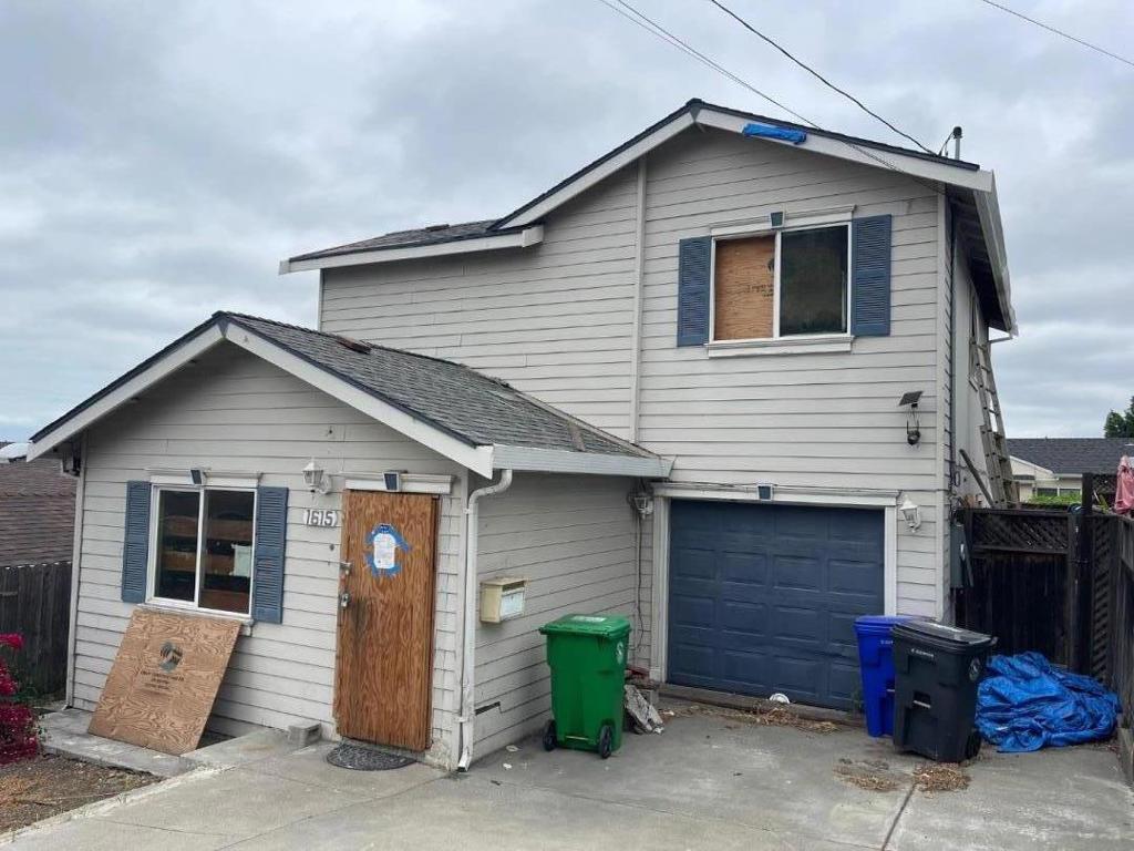 1615 167TH Ave, 3 bed and 2 bath with a building area of 1325 sqft, was built in 2007. It was caught in a fire in 2024, burning the rooms, bathrooms and kitchen on the second floor. Other areas in the building were also affected but basically intact. Investors and contractor's welcome! Please pay attention to safety when visiting and observing, and the owner does not bear any responsibility.