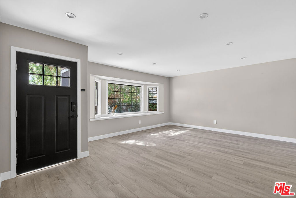 15541 Harvest Street