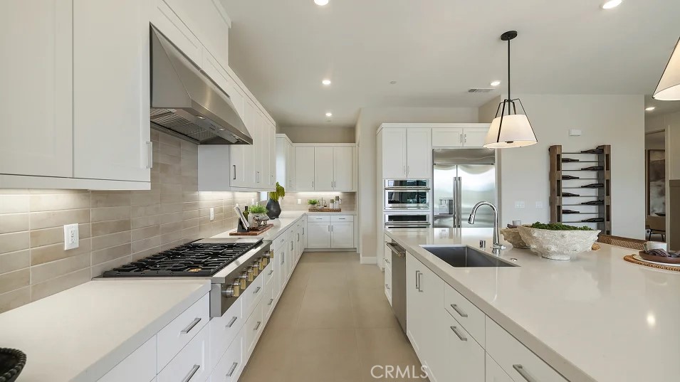 24349 Camino Oceano