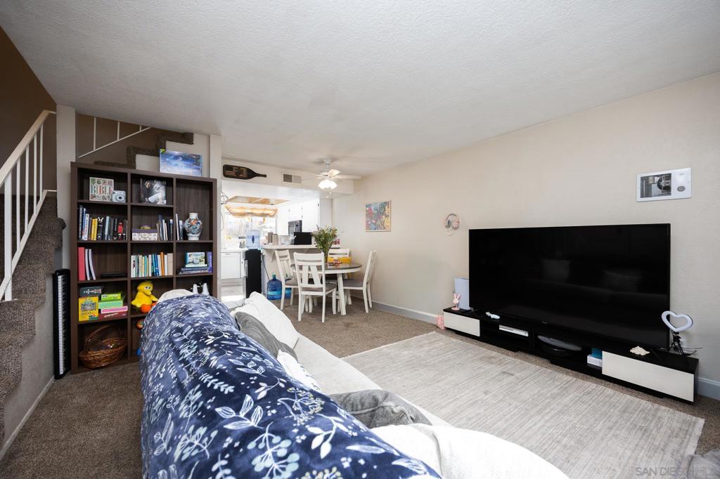 9034 Kenwood Dr 10